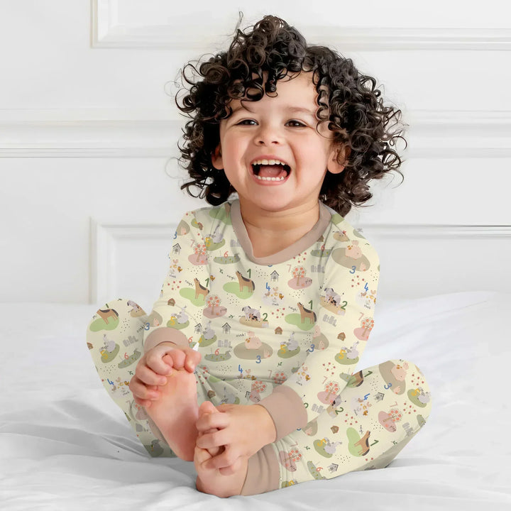 Zweiteiliges Langarm-Pyjama-Set mit Sommerfrüchten