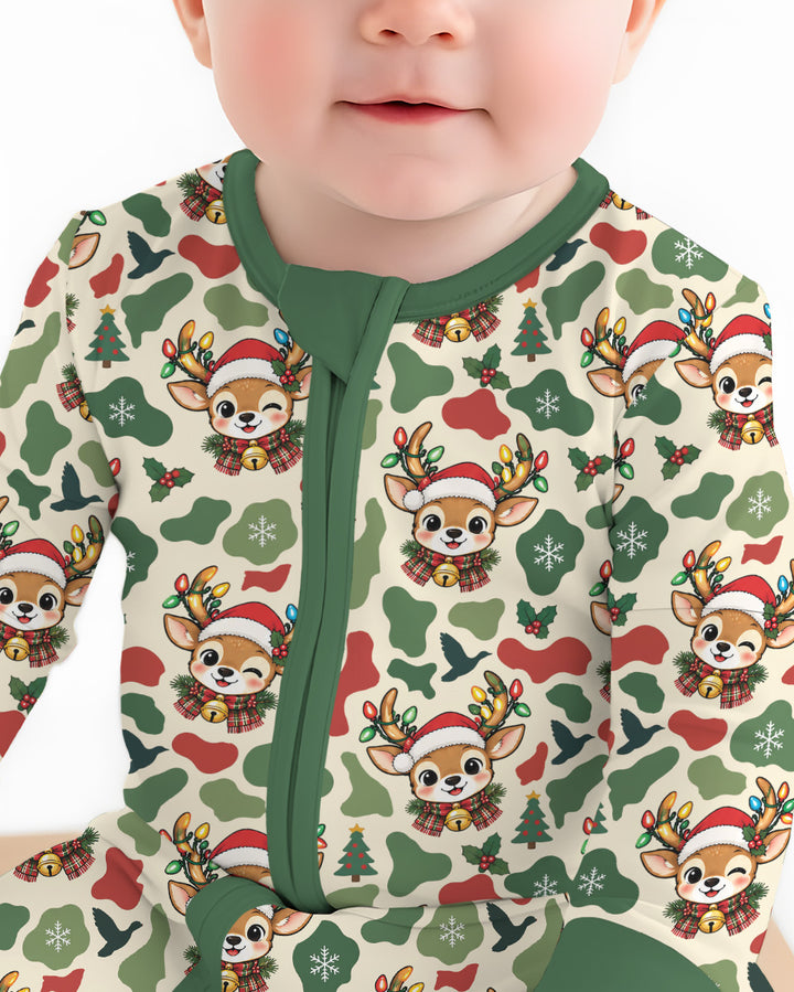 Christmas Deer Hunting Camo Bamboo Convertible Zippy