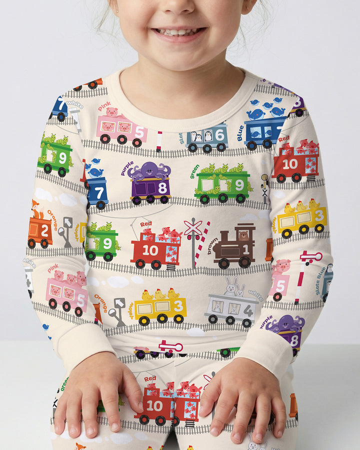 Zweiteiliges Langarm-Pyjama-Set mit Sommerfrüchten