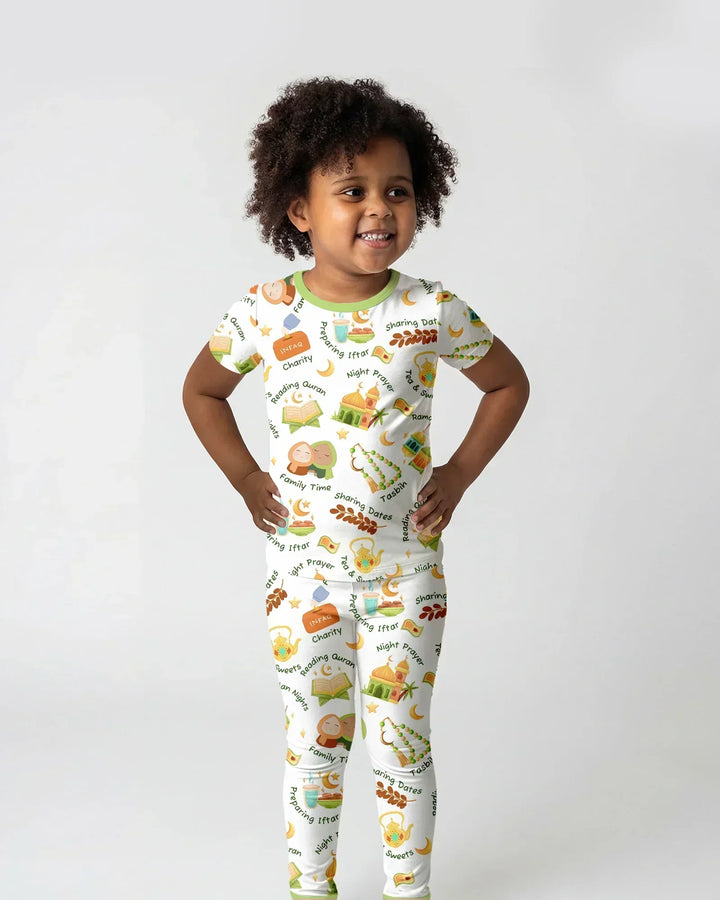 Zweiteiliges, kurzärmliges Pyjama-Set mit Marienkäfern