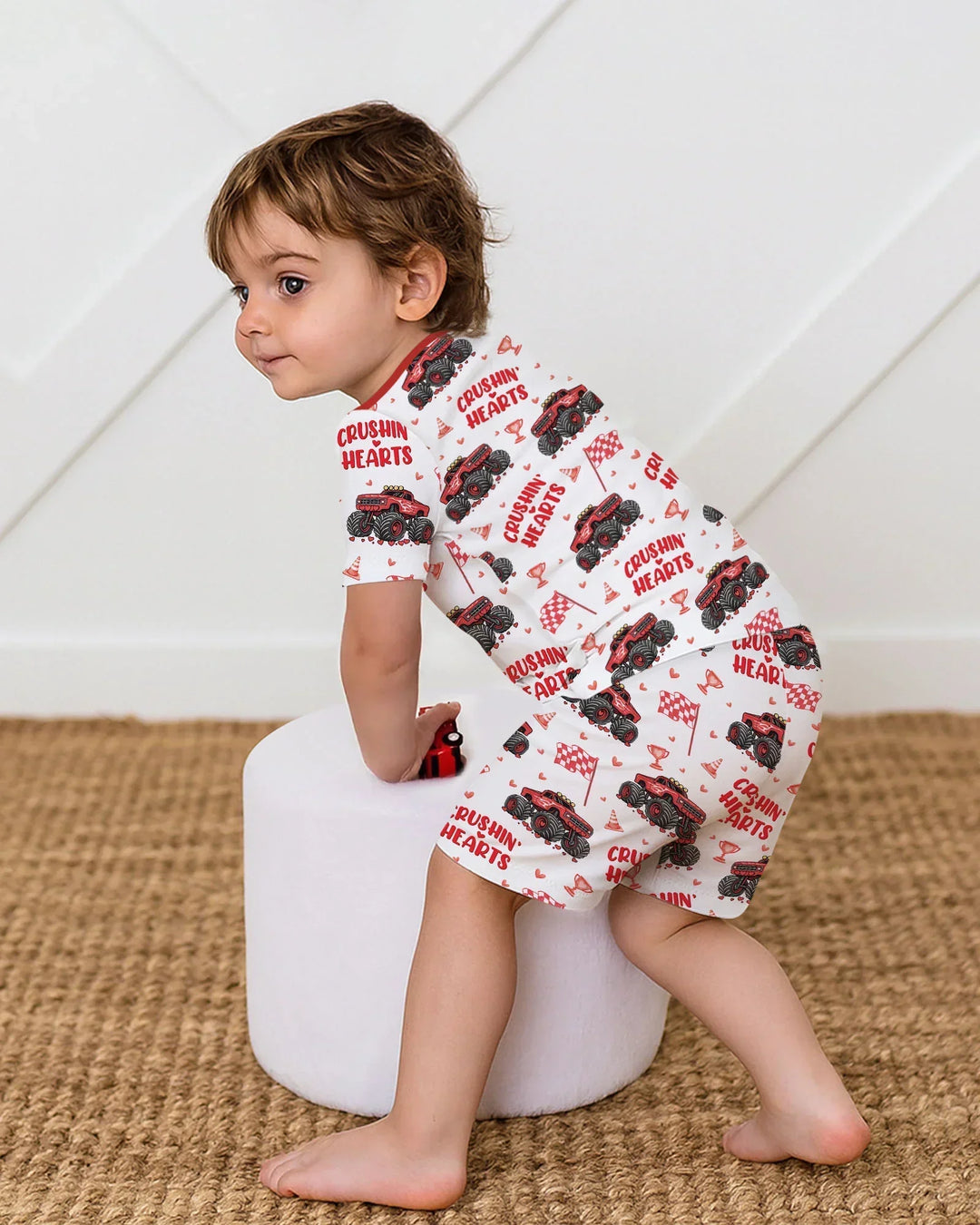Template Zweiteiliges Pyjama-Set mit kurzen Ärmeln und Shorts
