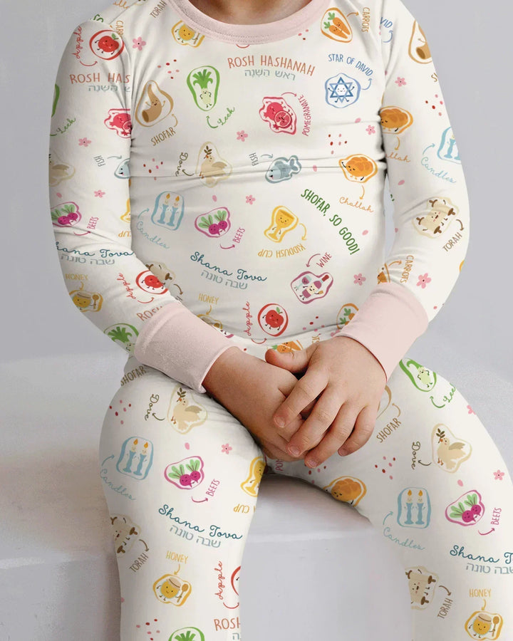 Zweiteiliges Langarm-Pyjama-Set mit Sommerfrüchten