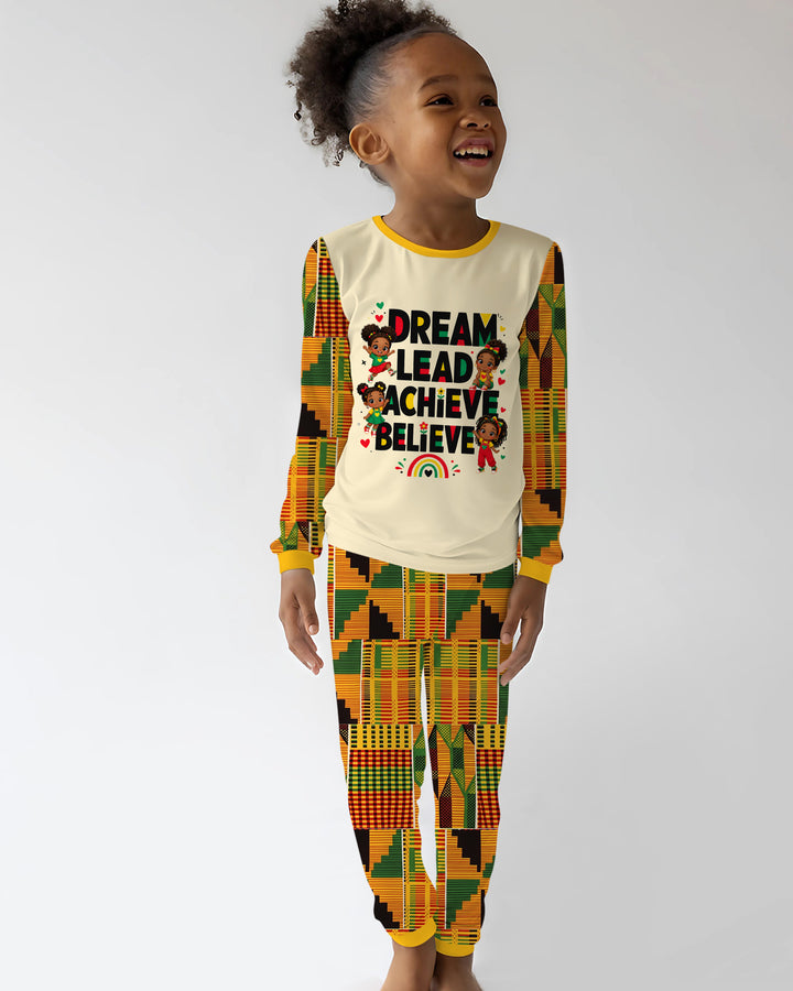 Zweiteiliges Langarm-Pyjama-Set mit Sommerfrüchten