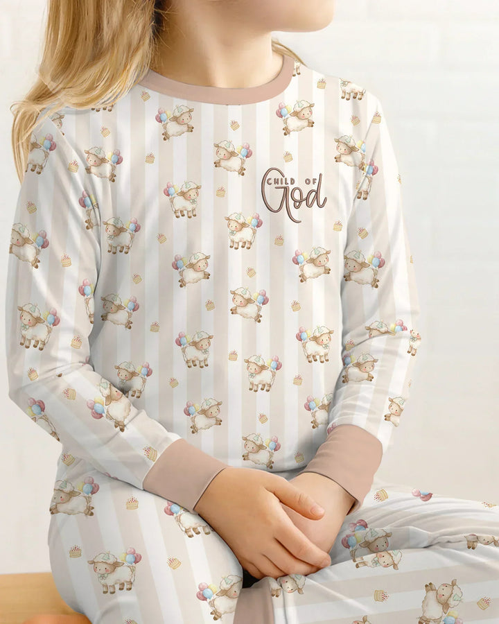 Zweiteiliges Langarm-Pyjama-Set mit Sommerfrüchten