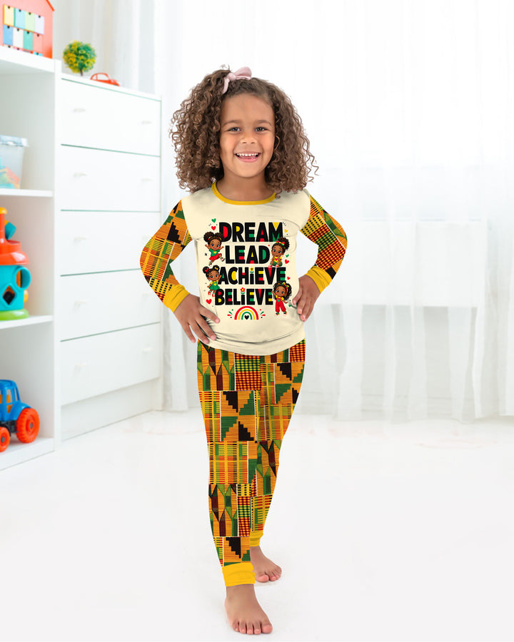 Zweiteiliges Langarm-Pyjama-Set mit Sommerfrüchten