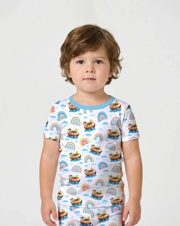 Template Zweiteiliges Pyjama-Set mit kurzen Ärmeln und Shorts