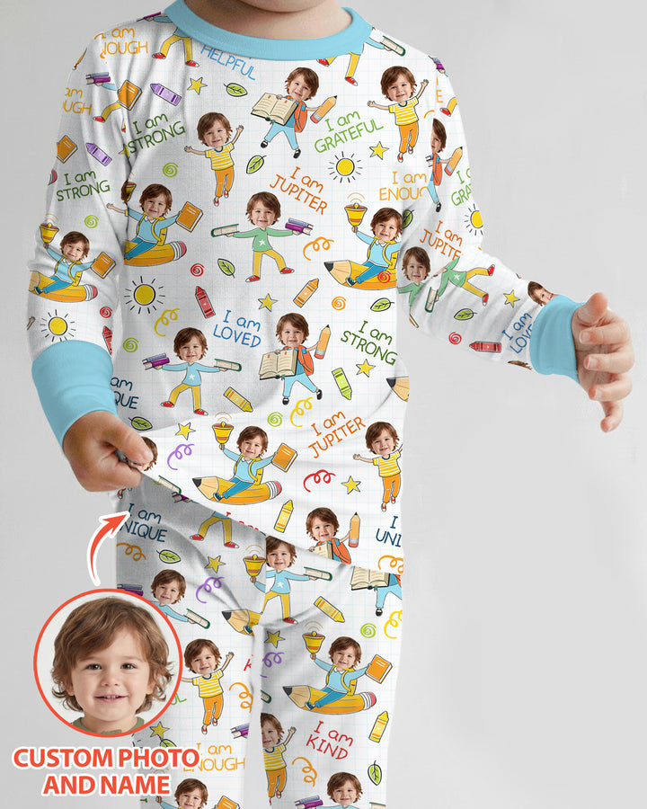 Zweiteiliges Langarm-Pyjama-Set mit Sommerfrüchten