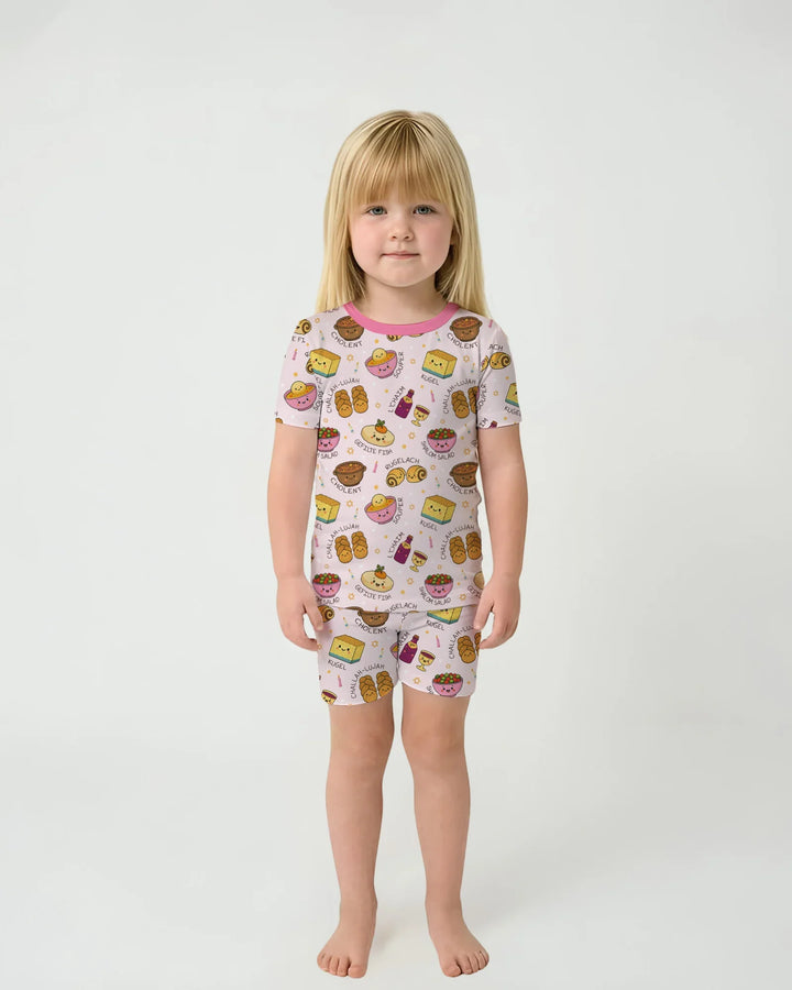Template Zweiteiliges Pyjama-Set mit kurzen Ärmeln und Shorts