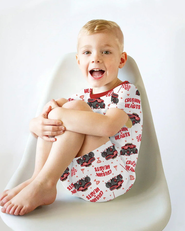 Template Zweiteiliges Pyjama-Set mit kurzen Ärmeln und Shorts