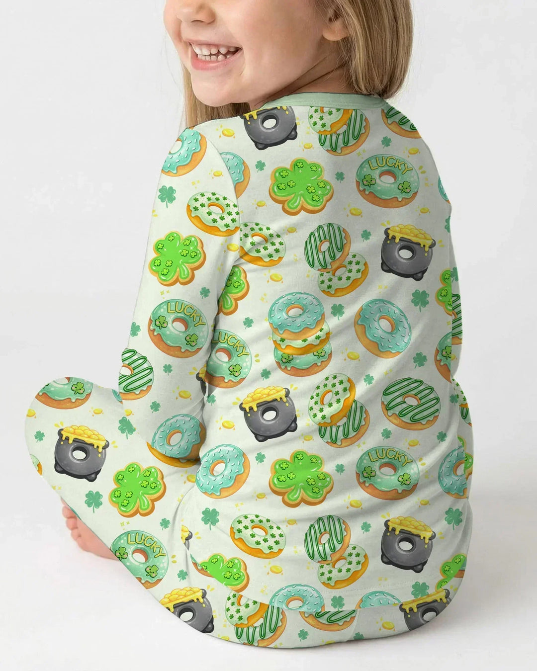 Zweiteiliges Langarm-Pyjama-Set mit Sommerfrüchten