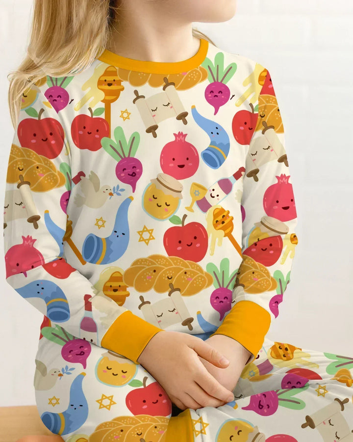 Zweiteiliges Langarm-Pyjama-Set mit Sommerfrüchten