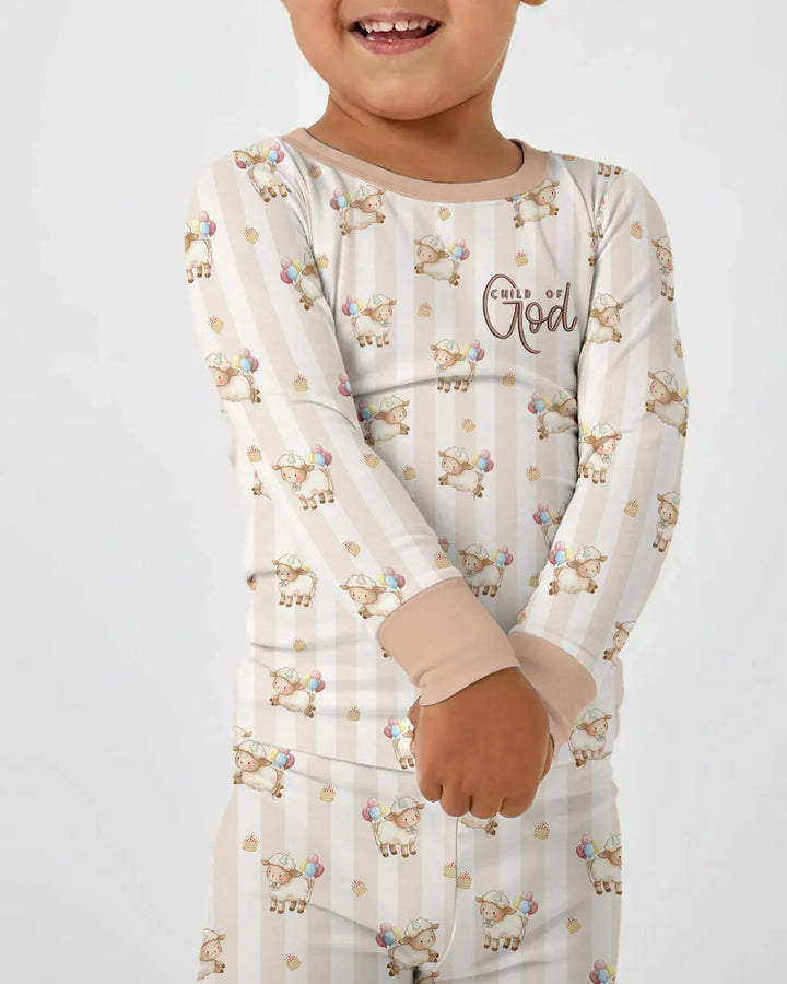 Zweiteiliges Langarm-Pyjama-Set mit Sommerfrüchten