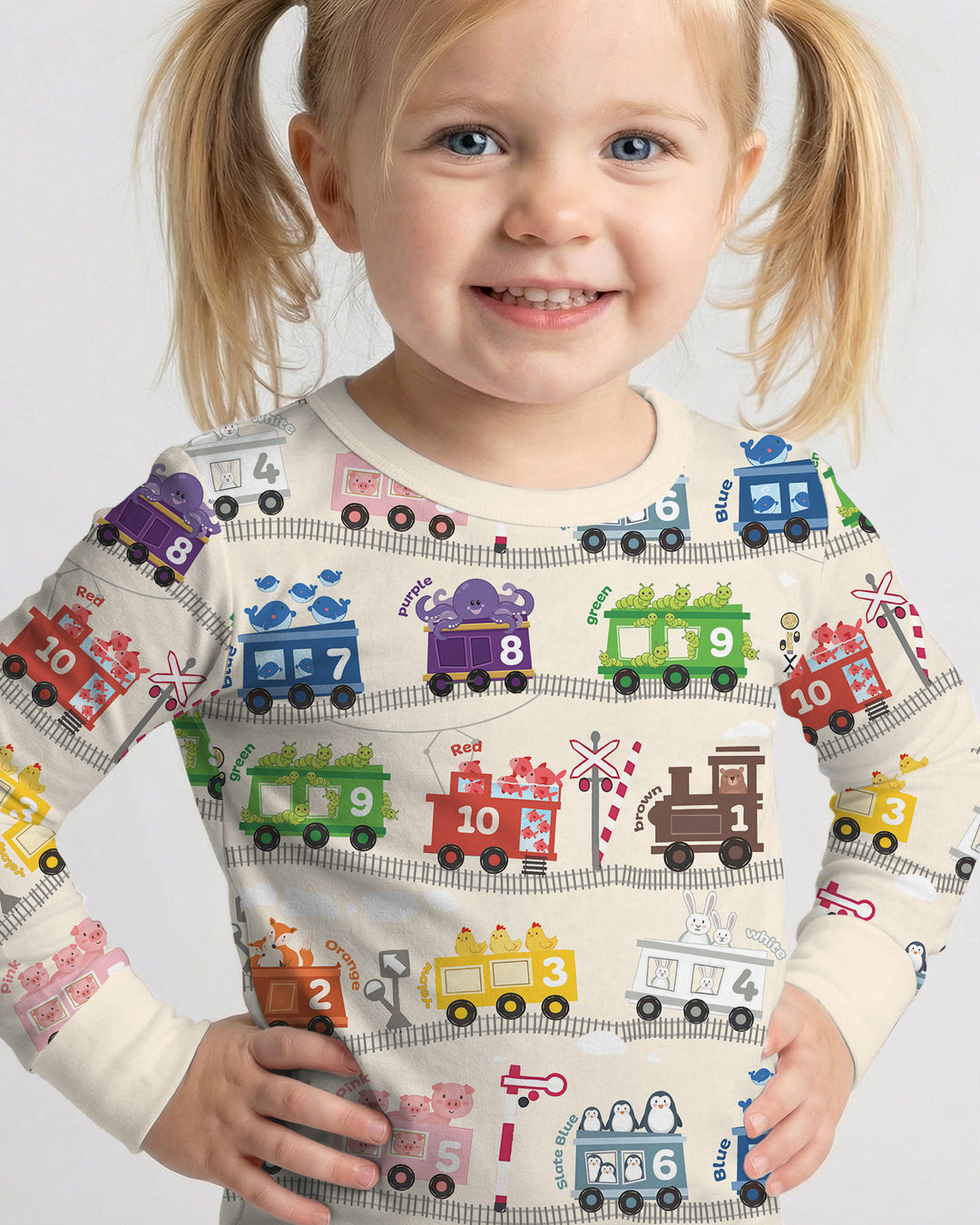 Zweiteiliges Langarm-Pyjama-Set mit Sommerfrüchten
