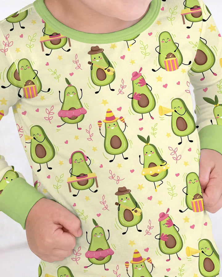 Zweiteiliges Langarm-Pyjama-Set mit Sommerfrüchten