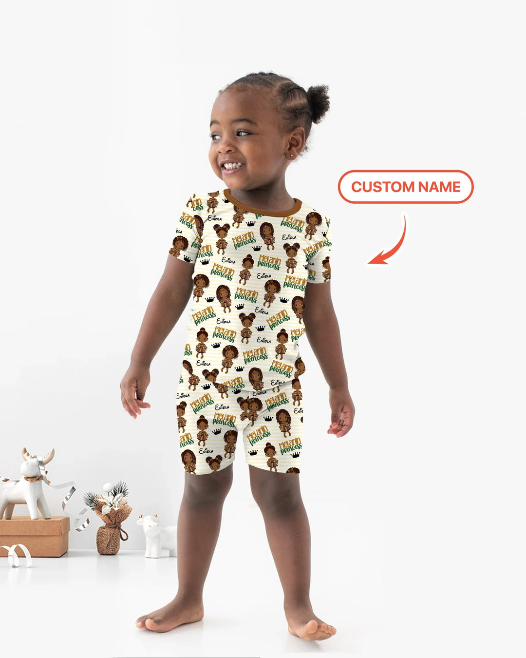 Zweiteiliges Pyjama-Set mit kurzen Ärmeln und Shorts im Sommer-Design