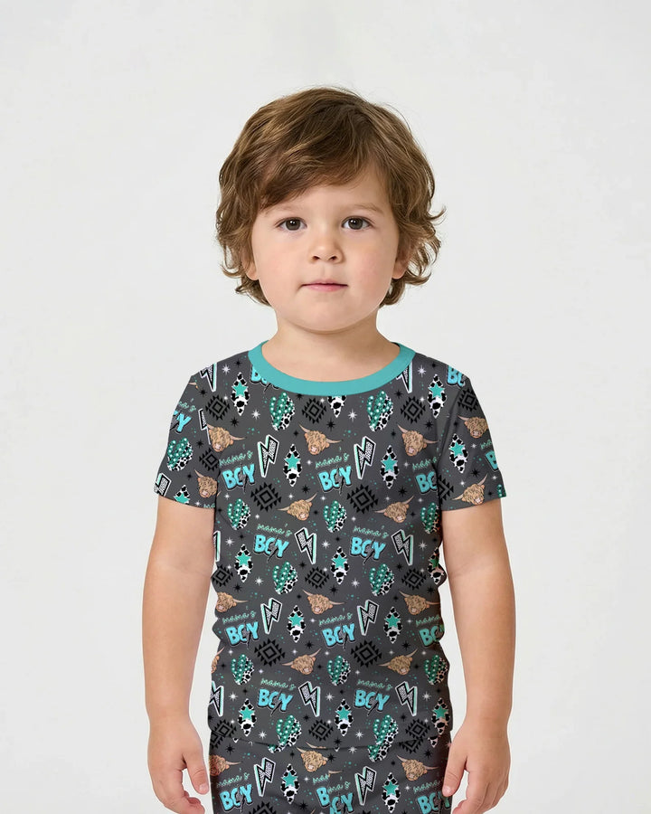 Template Zweiteiliges Pyjama-Set mit kurzen Ärmeln und Shorts