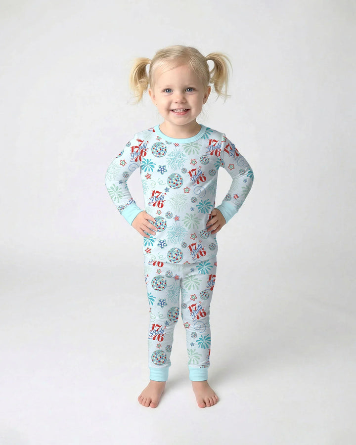 Zweiteiliges Langarm-Pyjama-Set mit Sommerfrüchten