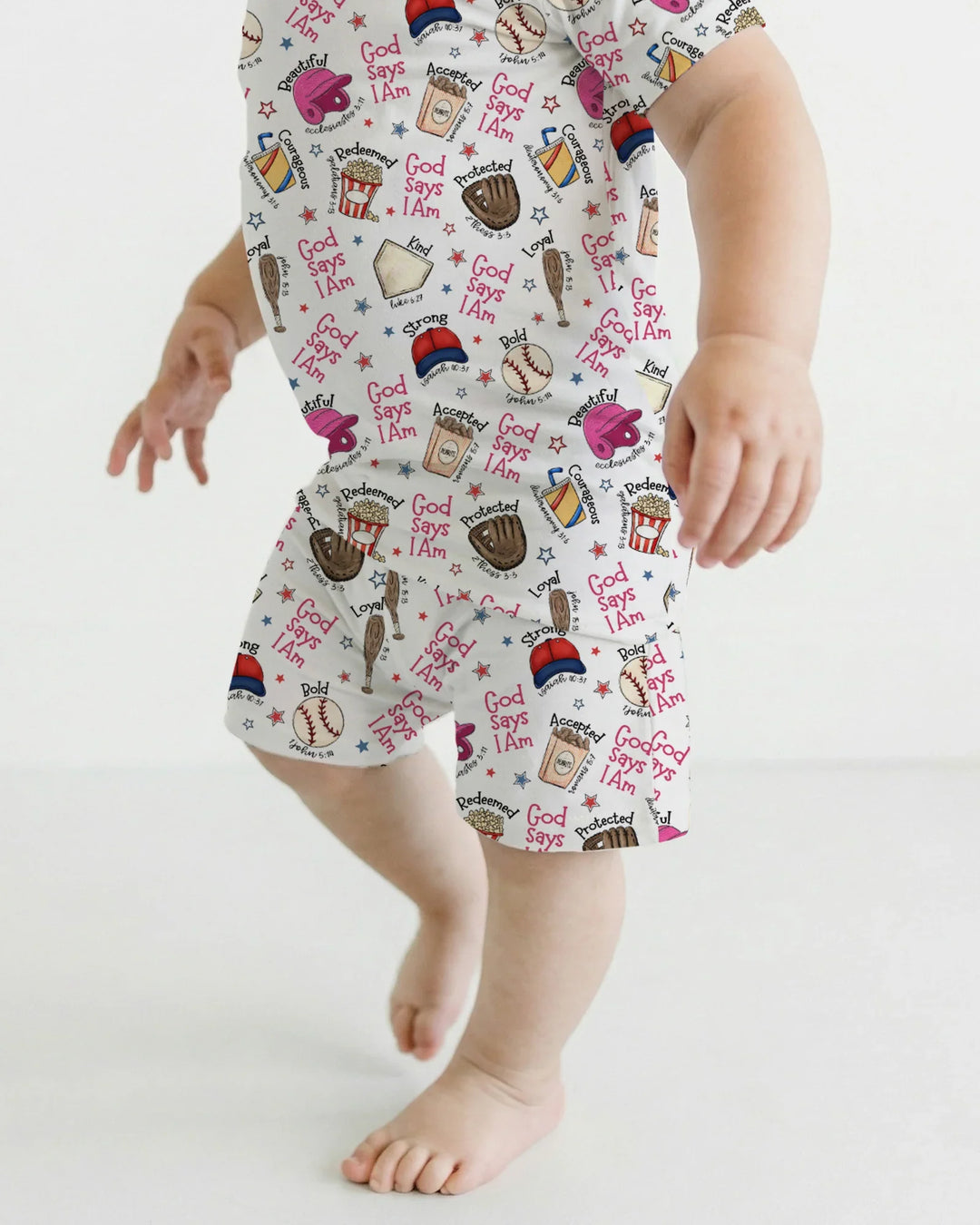 Template Zweiteiliges Pyjama-Set mit kurzen Ärmeln und Shorts