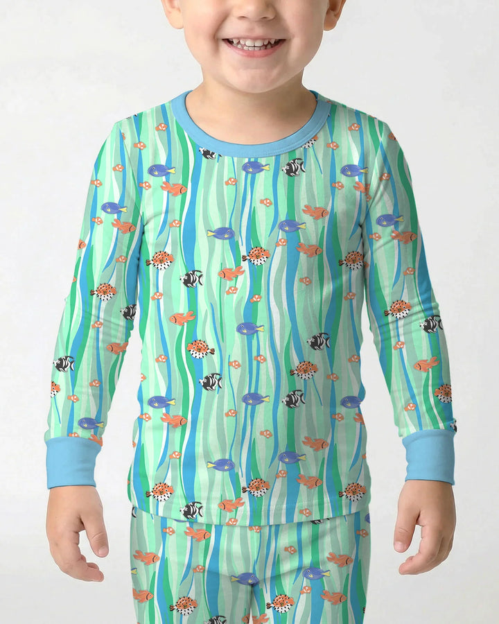 Zweiteiliges Langarm-Pyjama-Set mit Sommerfrüchten
