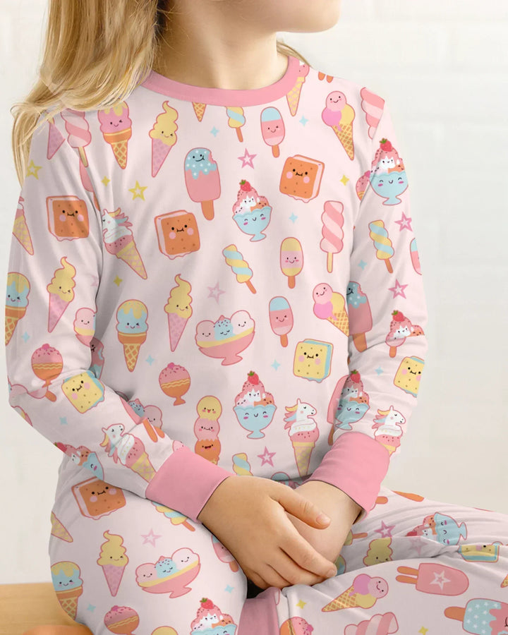 Zweiteiliges Langarm-Pyjama-Set mit Sommerfrüchten