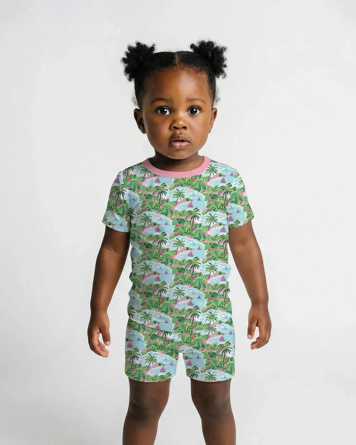 Template Zweiteiliges Pyjama-Set mit kurzen Ärmeln und Shorts