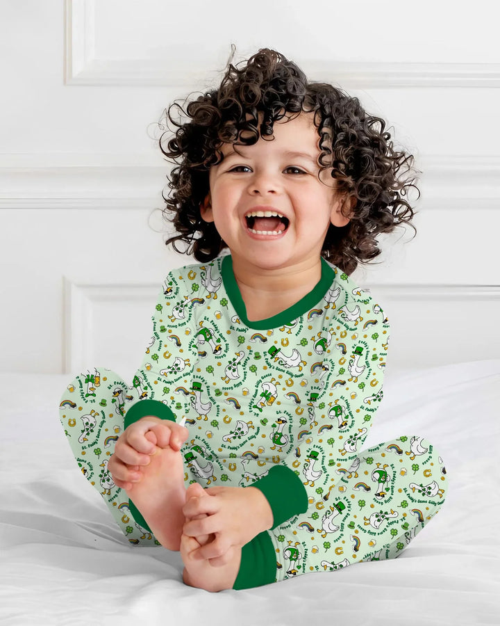 Zweiteiliges Langarm-Pyjama-Set mit Sommerfrüchten