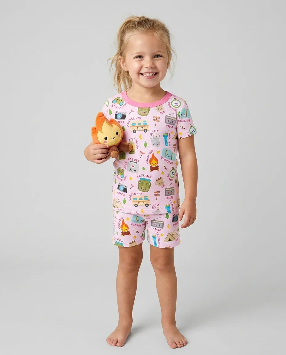 Template Zweiteiliges Pyjama-Set mit kurzen Ärmeln und Shorts