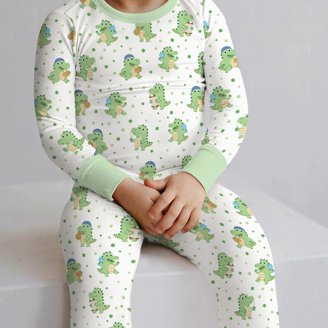 Zweiteiliges Langarm-Pyjama-Set mit Sommerfrüchten