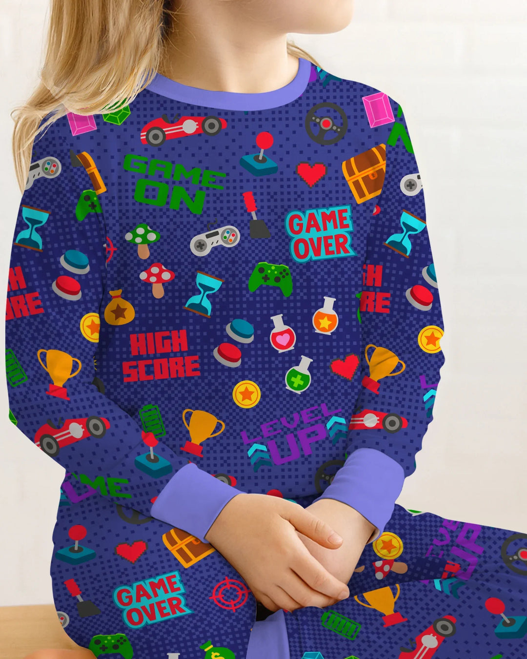 Zweiteiliges Langarm-Pyjama-Set mit Sommerfrüchten