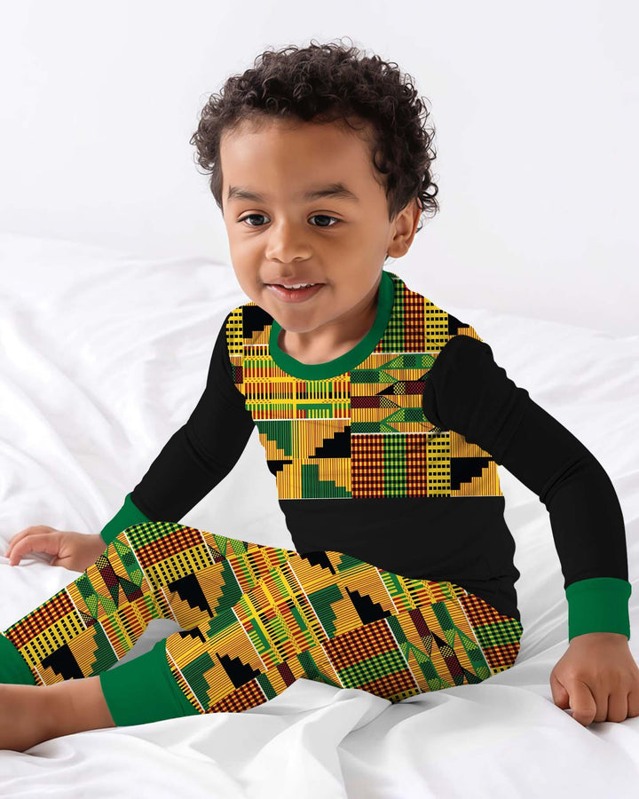 Zweiteiliges Langarm-Pyjama-Set mit Sommerfrüchten
