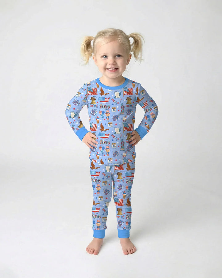 Zweiteiliges Langarm-Pyjama-Set mit Sommerfrüchten