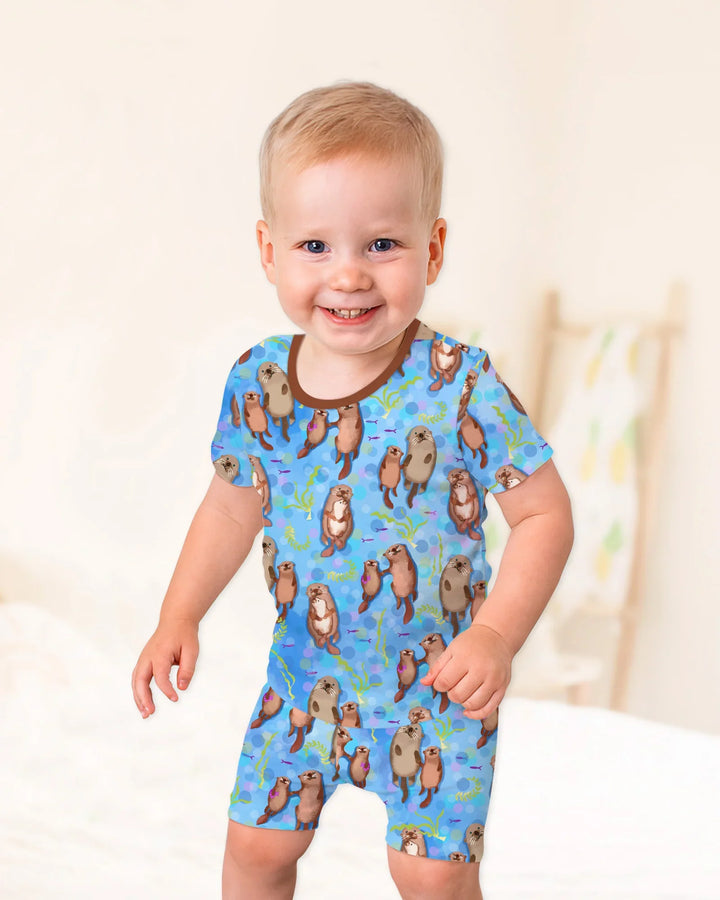 Template Zweiteiliges Pyjama-Set mit kurzen Ärmeln und Shorts