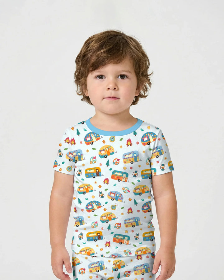 Zweiteiliges Pyjama-Set mit kurzen Ärmeln und Shorts im Sommer-Design