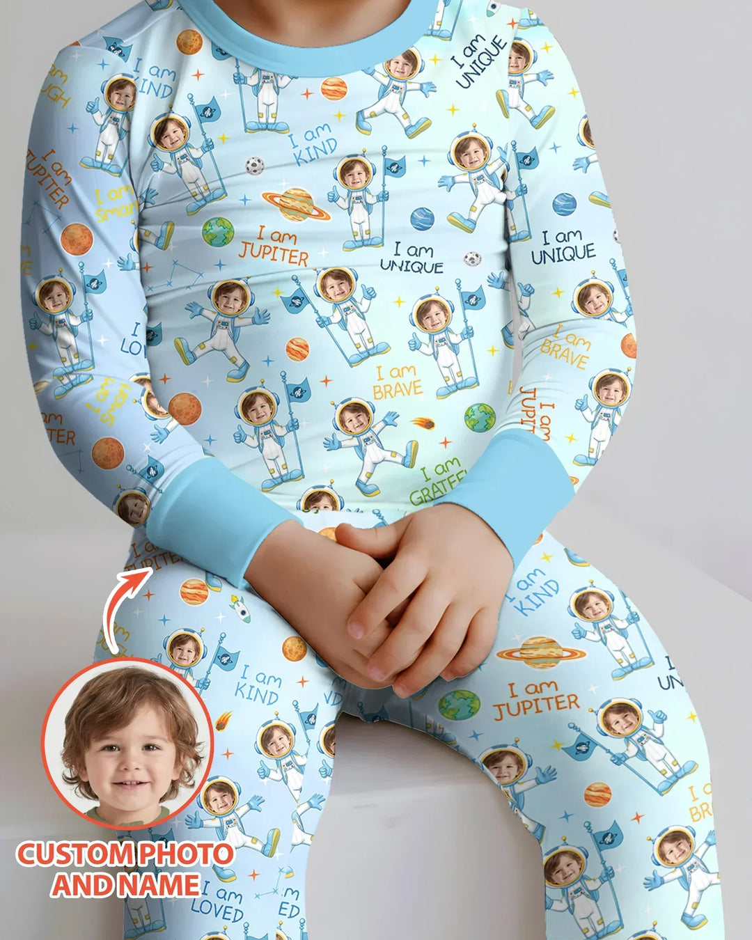 Zweiteiliges Langarm-Pyjama-Set mit Sommerfrüchten