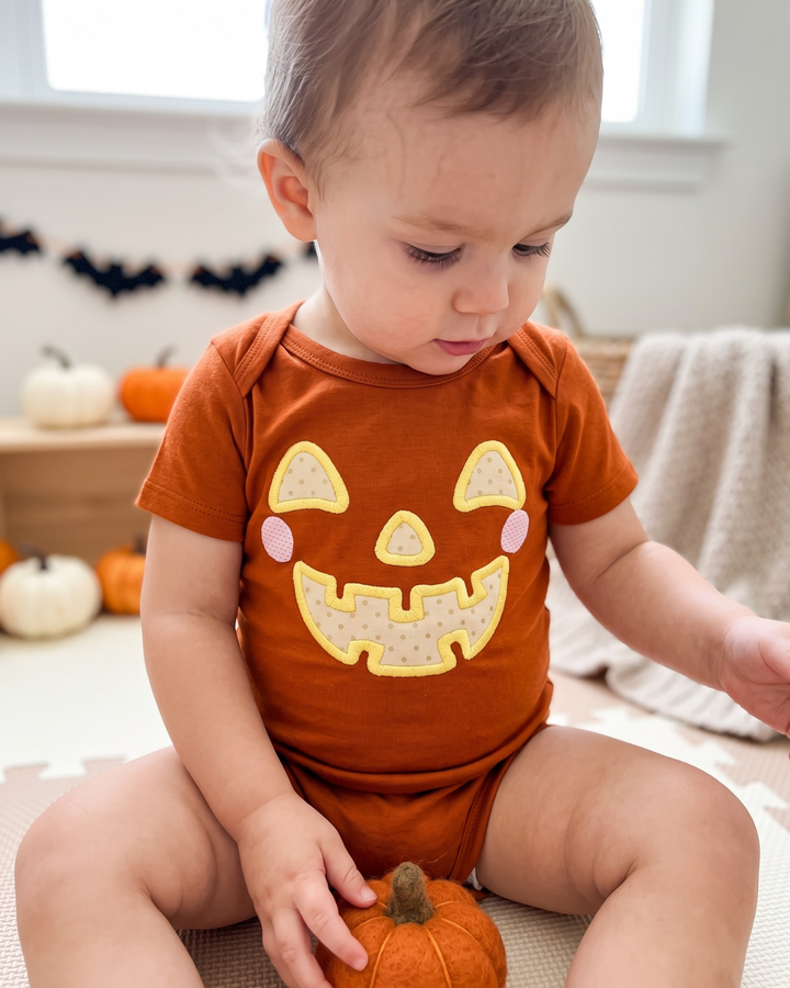 Gerippte Babykleidung mit individuellem Foto - Weich &amp; Skizzenhaft