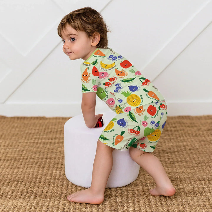 Template Zweiteiliges Pyjama-Set mit kurzen Ärmeln und Shorts