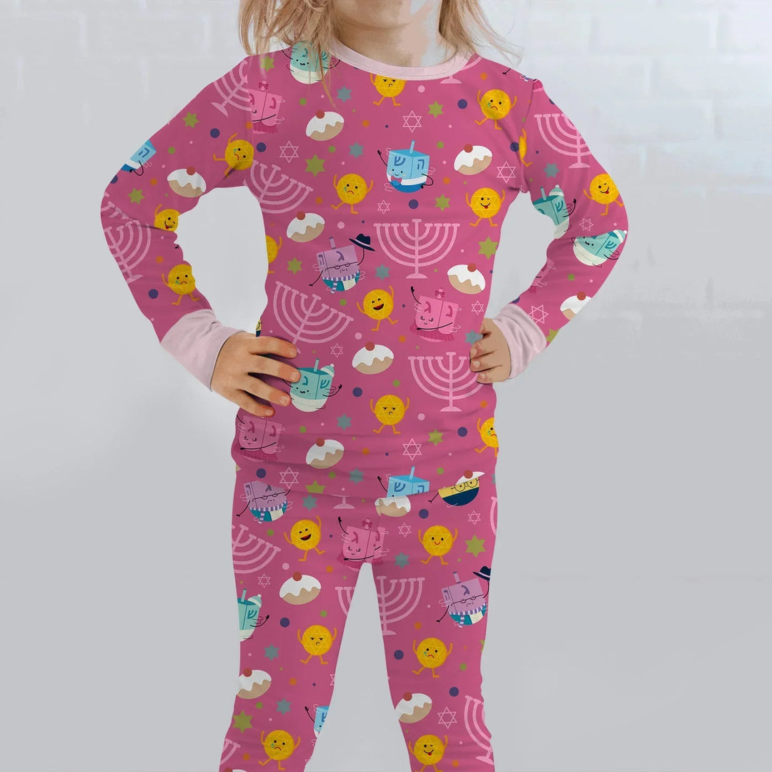 Zweiteiliges Langarm-Pyjama-Set mit Sommerfrüchten