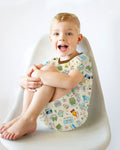 Template Zweiteiliges Pyjama-Set mit kurzen Ärmeln und Shorts