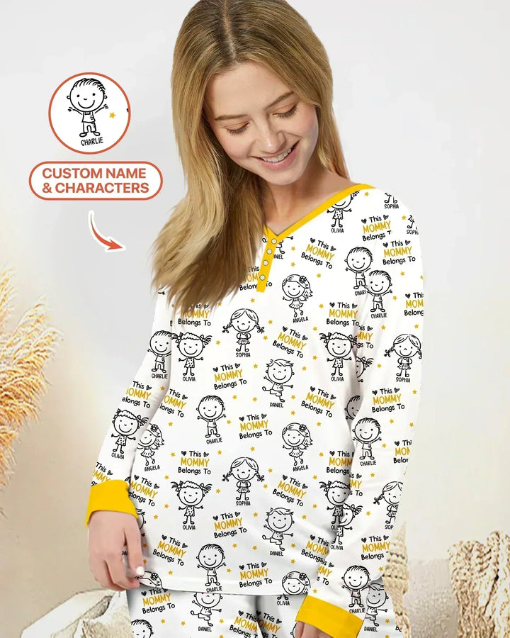Personalisierter Name „Diese Mama gehört zu“ Doodle Bambus Damen Pyjama-Set
