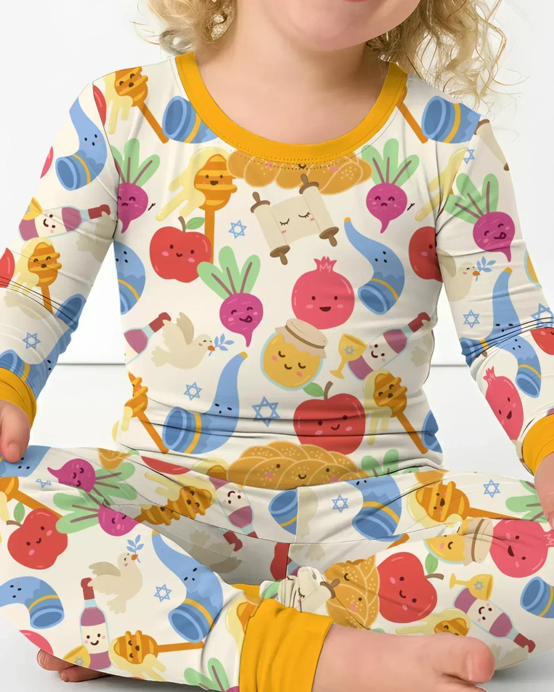 Zweiteiliges Langarm-Pyjama-Set mit Sommerfrüchten