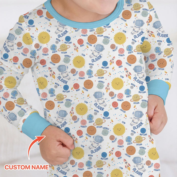 Zweiteiliges Langarm-Pyjama-Set mit Sommerfrüchten