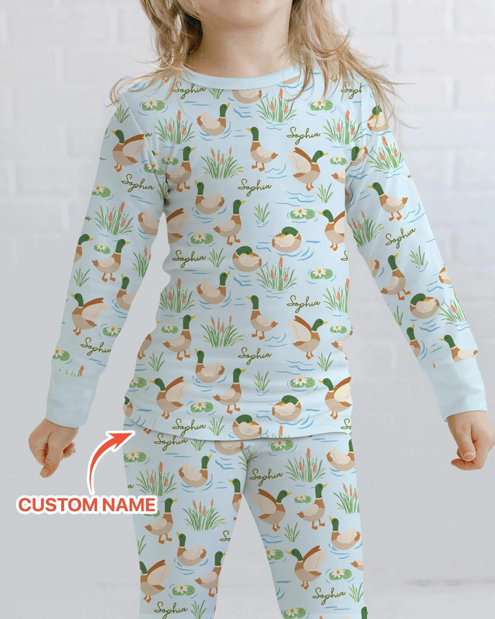 Zweiteiliges Langarm-Pyjama-Set mit Sommerfrüchten