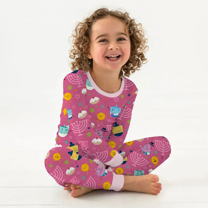 Zweiteiliges Langarm-Pyjama-Set mit Sommerfrüchten