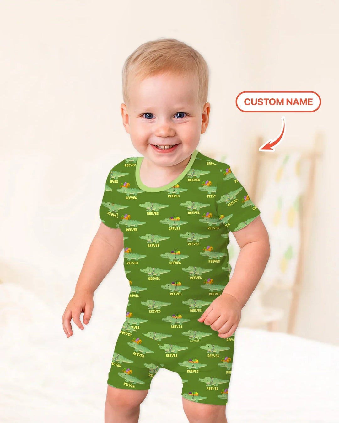 Zweiteiliges Pyjama-Set mit kurzen Ärmeln und Shorts im Sommer-Design
