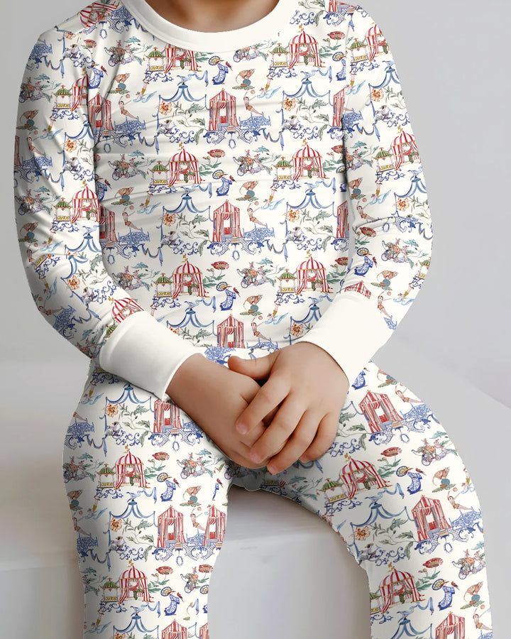 Zweiteiliges Langarm-Pyjama-Set mit Sommerfrüchten