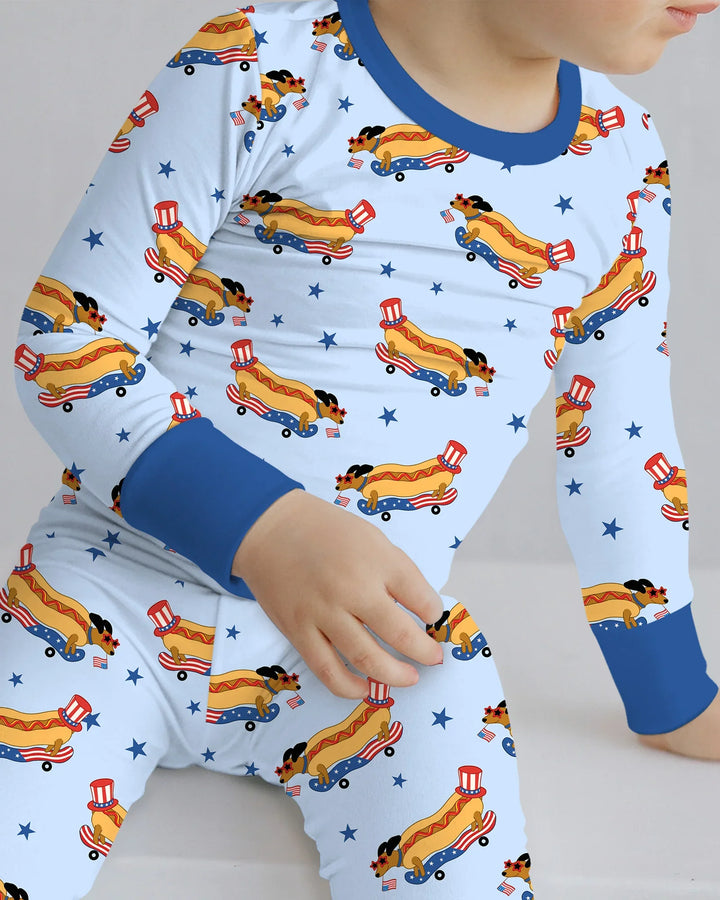 Zweiteiliges Langarm-Pyjama-Set mit Sommerfrüchten