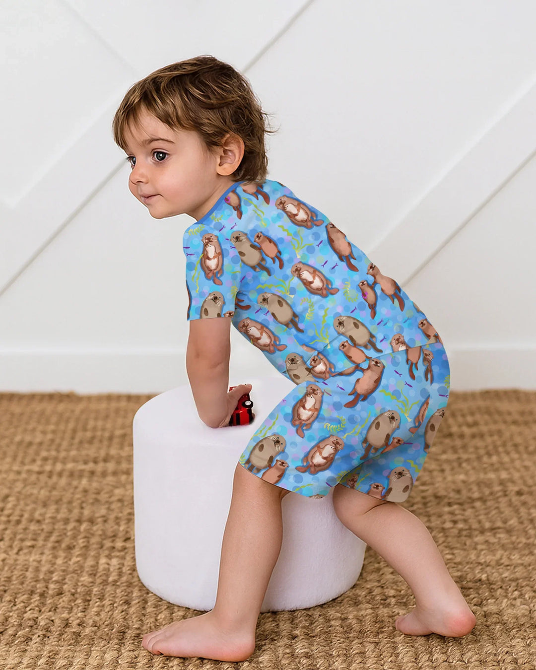 Template Zweiteiliges Pyjama-Set mit kurzen Ärmeln und Shorts