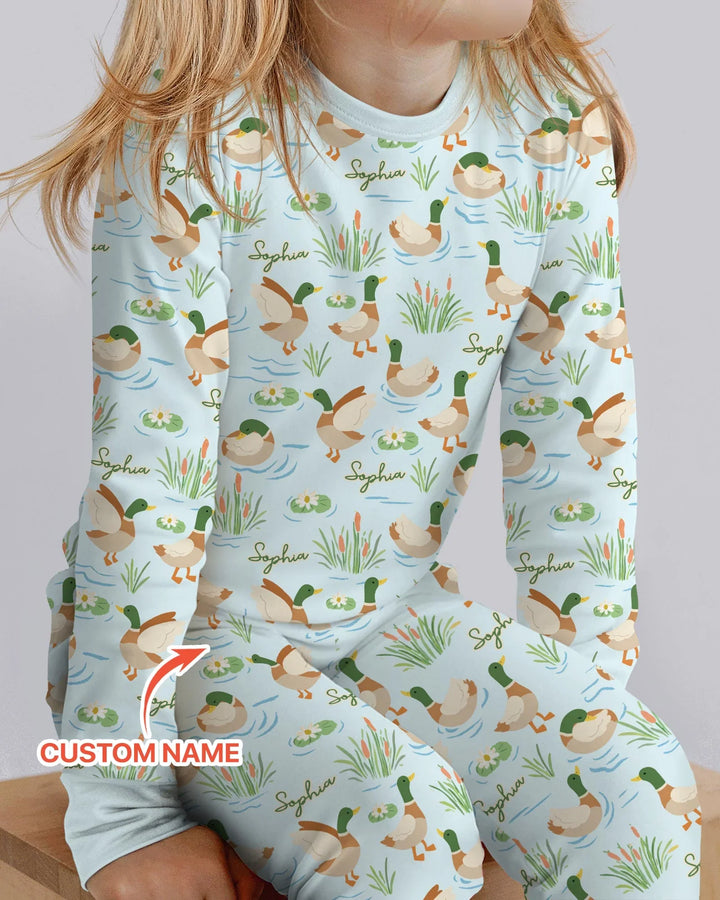 Zweiteiliges Langarm-Pyjama-Set mit Sommerfrüchten