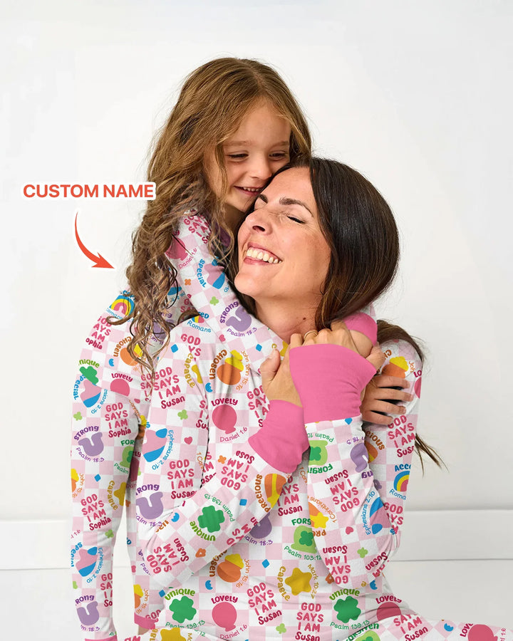 God Says I Am St. Patrick's Day Personalisierter Familien-Pyjama aus Bambus für Damen
