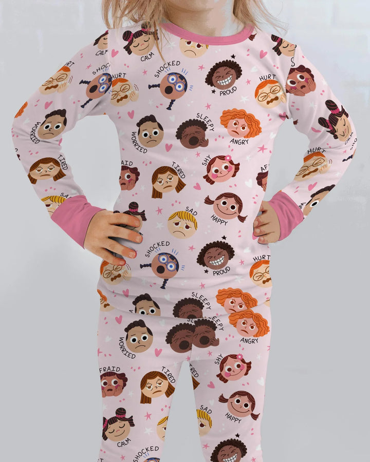 Zweiteiliges Langarm-Pyjama-Set mit Sommerfrüchten
